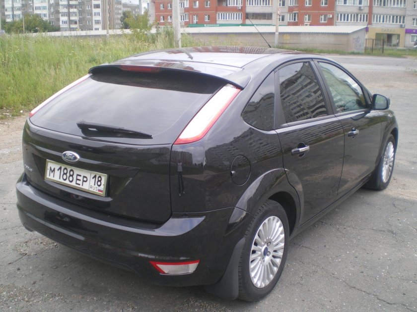 Форд фокус 2 Рестайлинг хэтчбек черный