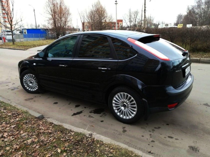 Форд фокус хэтчбек черный 2008
