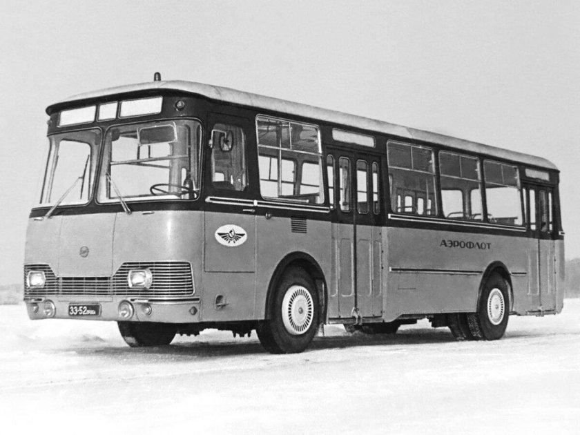 ЛИАЗ-677 автобус