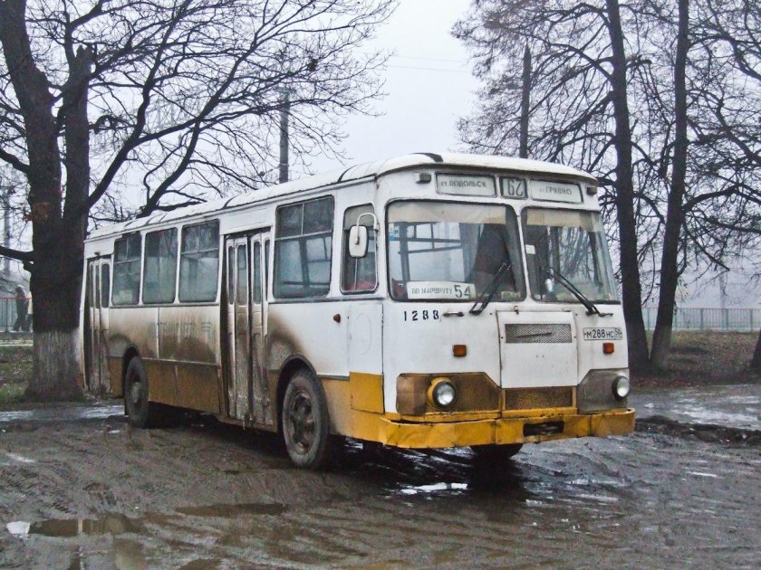 ЛИАЗ-677 автобус