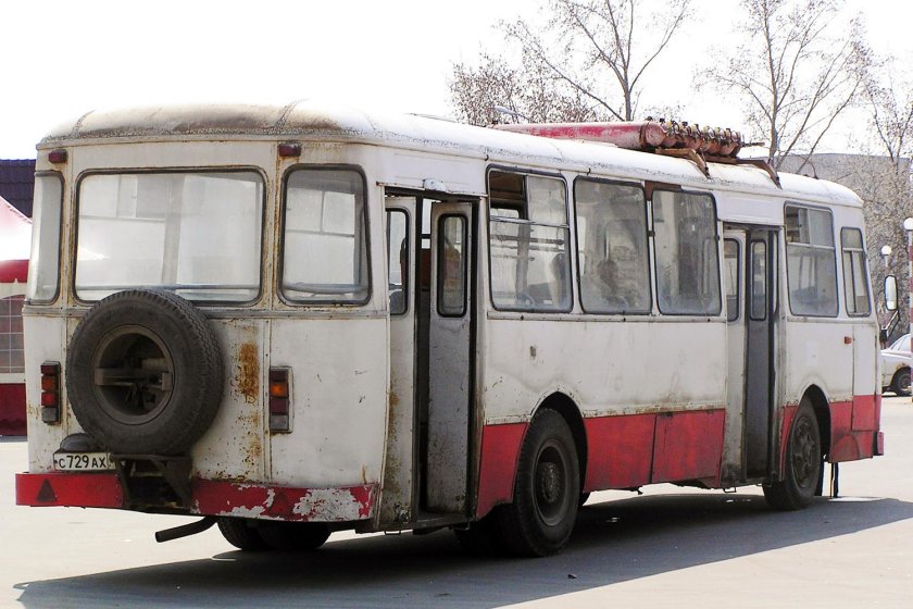 ЛИАЗ 677м
