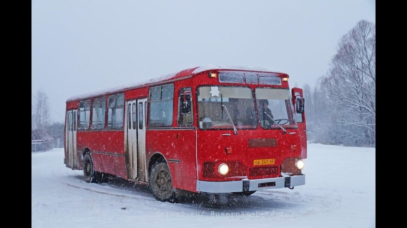 ЛИАЗ-677 автобус