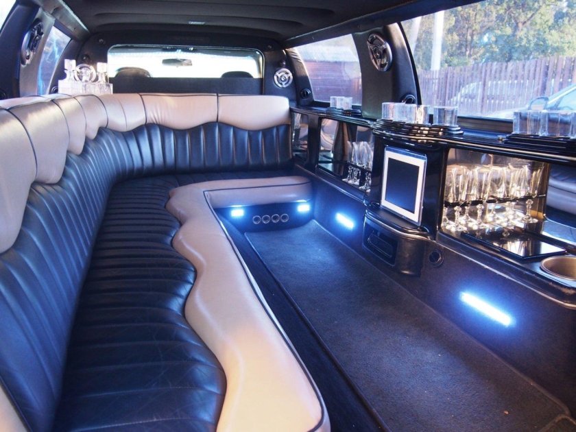 Роллс Ройс лимузин салон