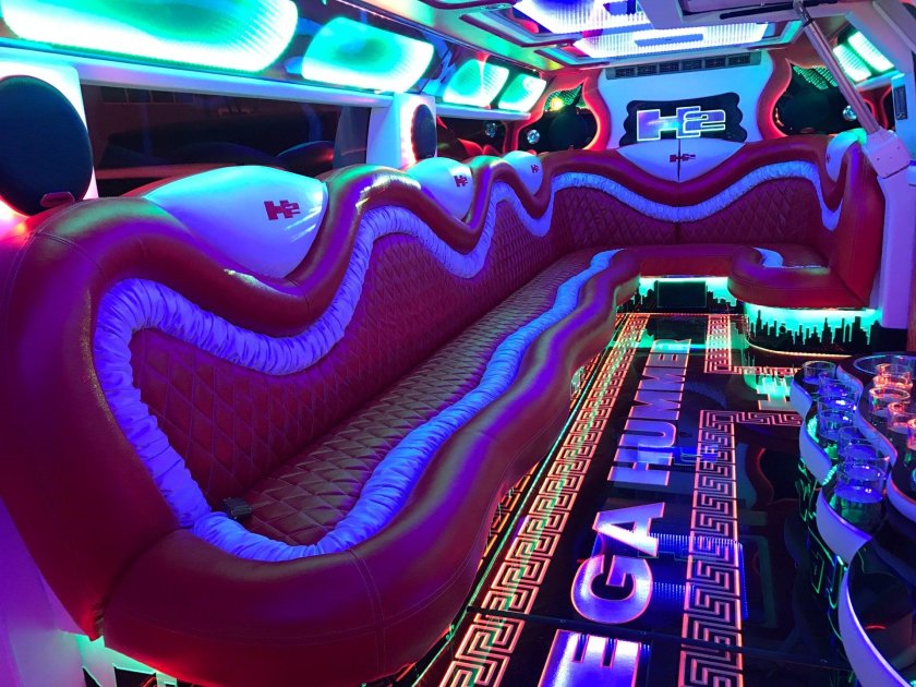 Лимузин Хаммер салон