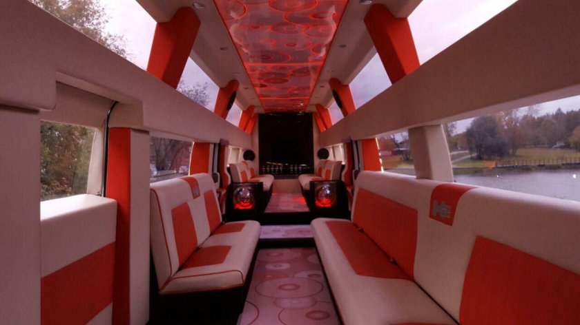 Мега Хаммер лимузин