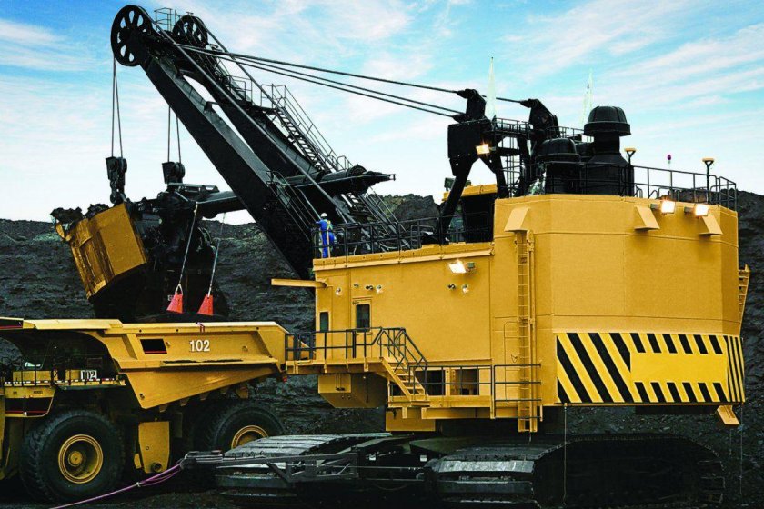 Экскаватор Катерпиллер 7495