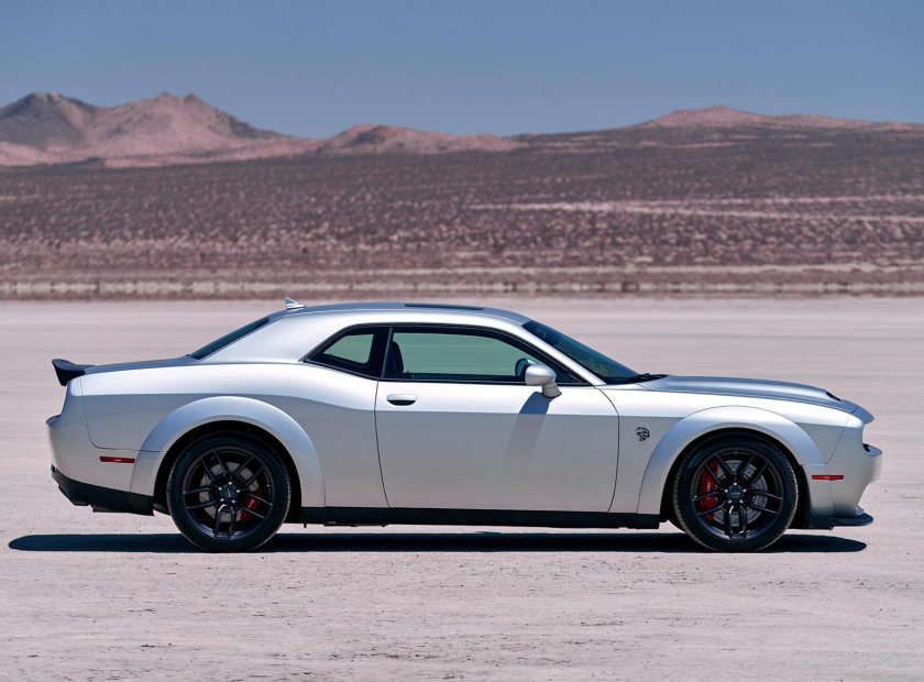Dodge Challenger srt Hellcat 2019