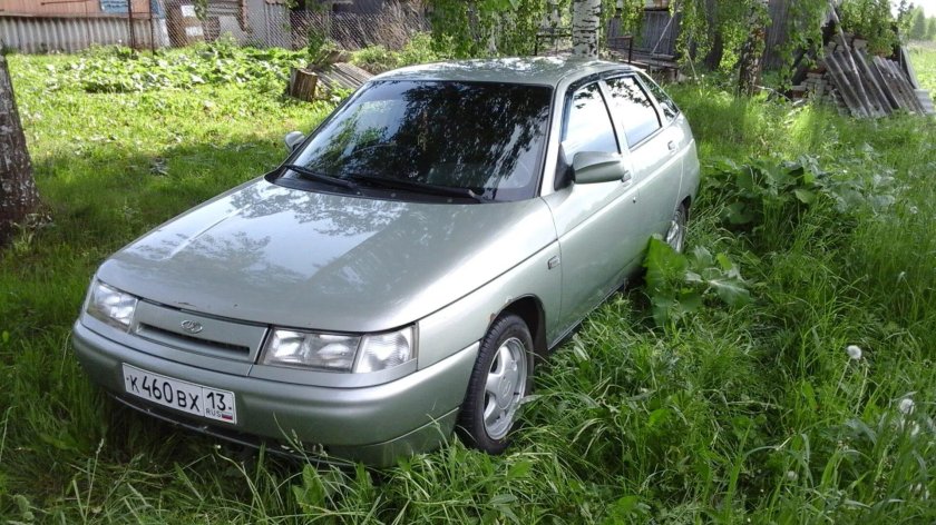 Ваз 2112 хэтчбек серебристый