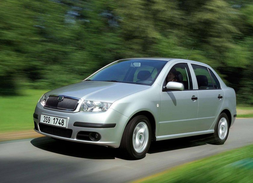 Шкода Фабия седан 2001