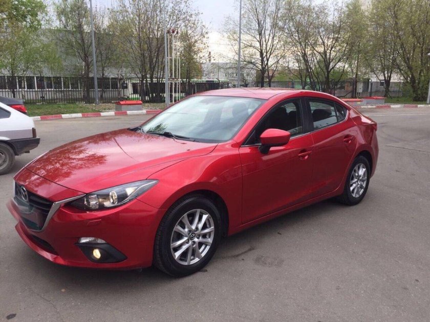 Mazda 3 2014 BM красная