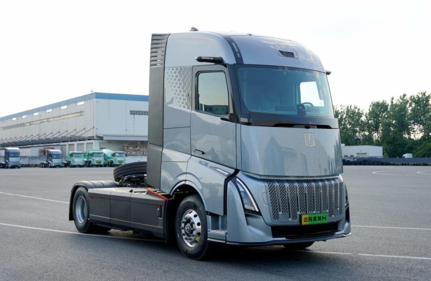 Магистральный тягач