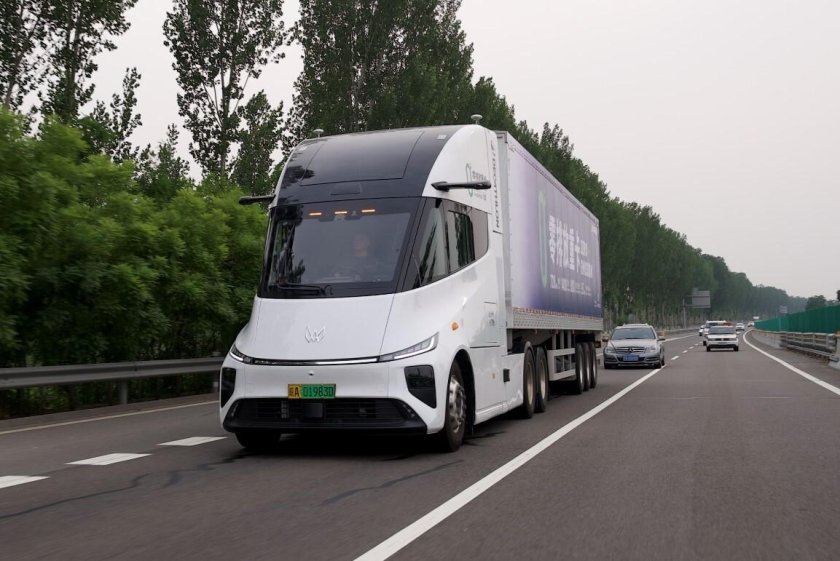 Электрогрузовик тесла