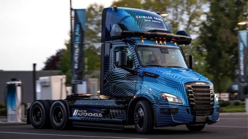 Грузовик freightliner