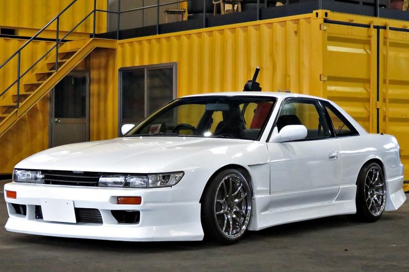 Nissan s13
