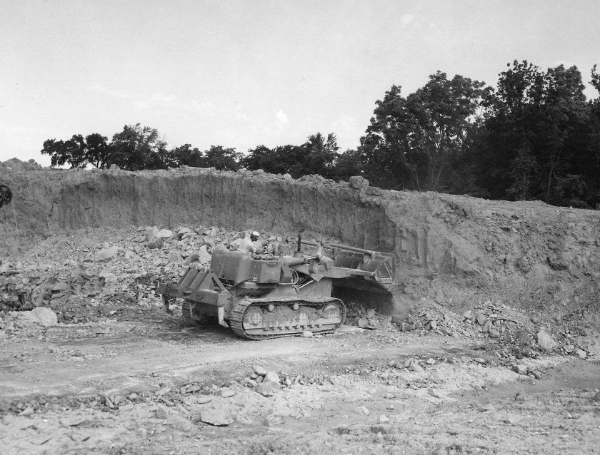 Бульдозер Фиат Аллис БАМ