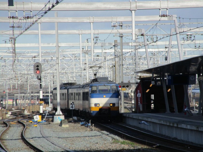 Train stations in the netherlands