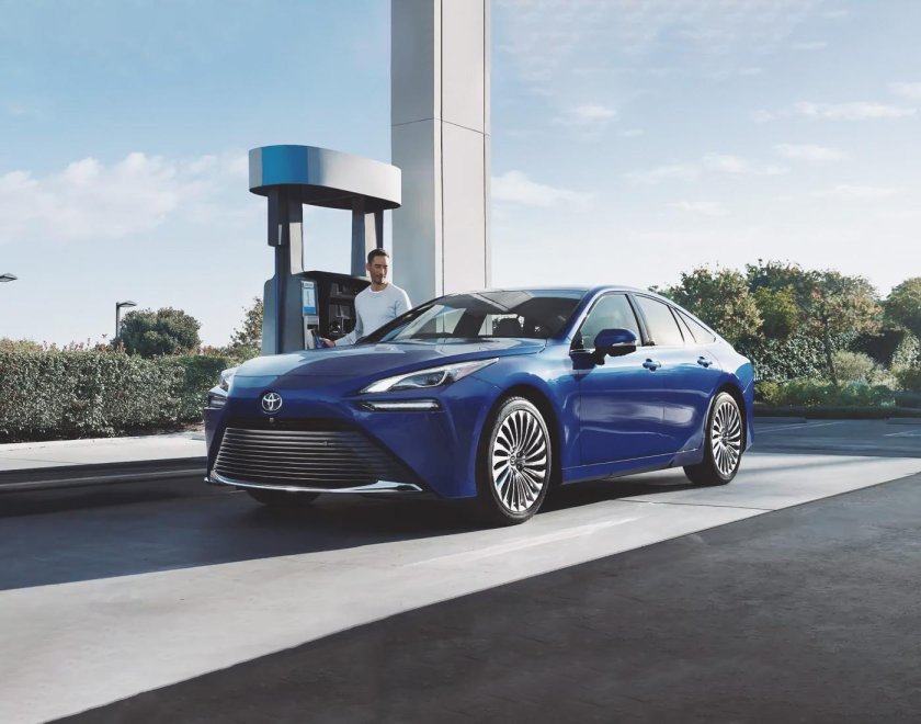 Toyota mirai