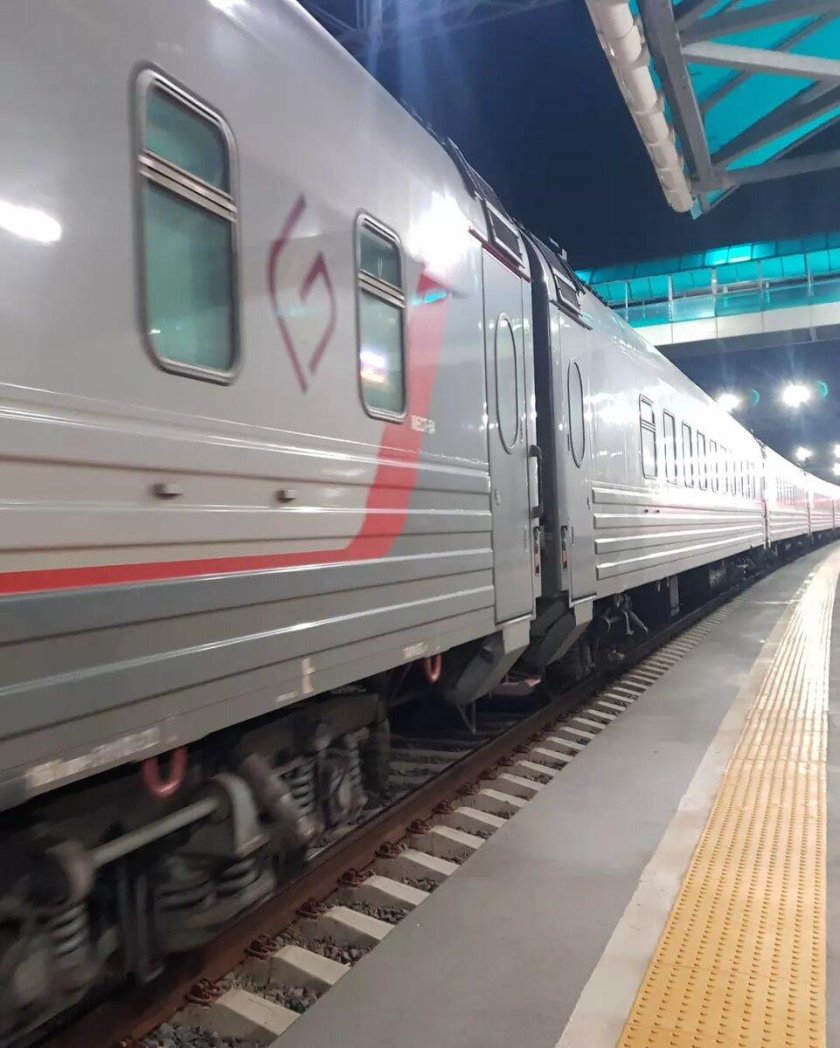 Санкт петербург поезд