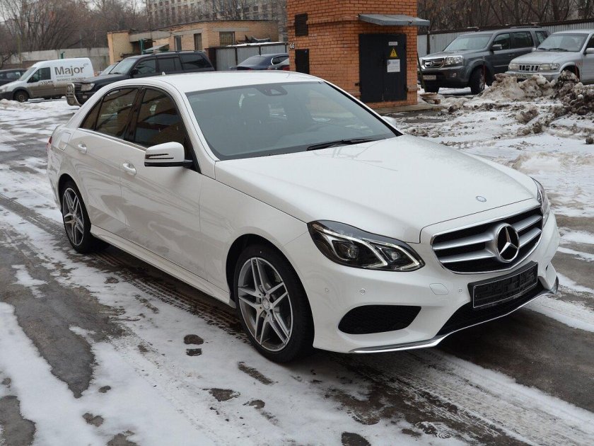 Мерседес е200 2015