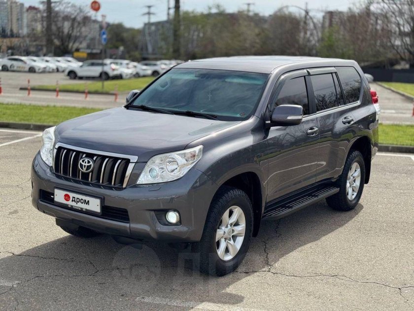 Toyota land cruiser prado 2012