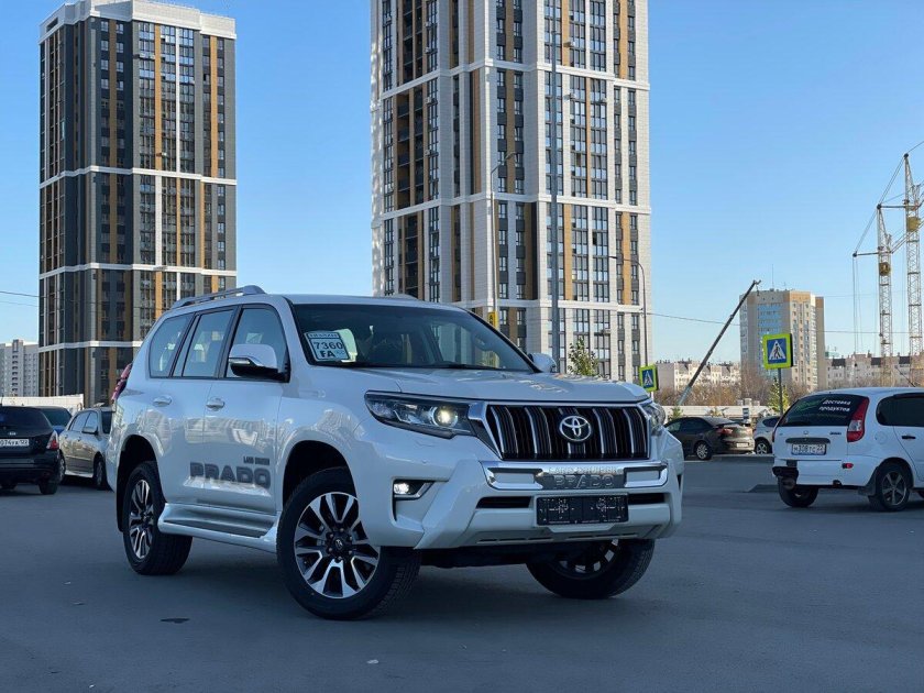 Toyota Land Cruiser Prado 2022