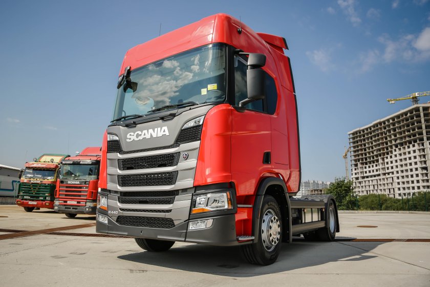 Скания р440 тягач