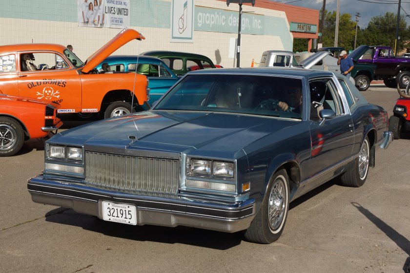 Buick riviera 1977