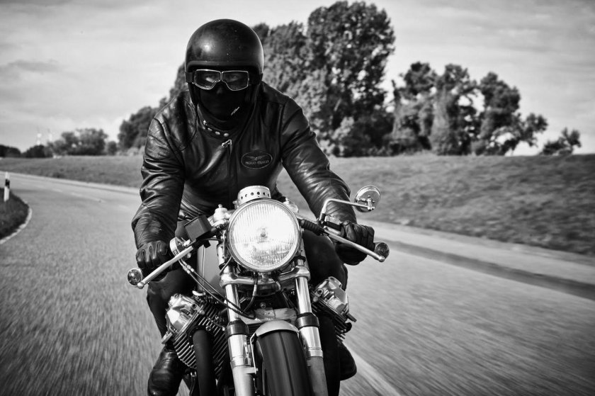 Мотоцикл пилот