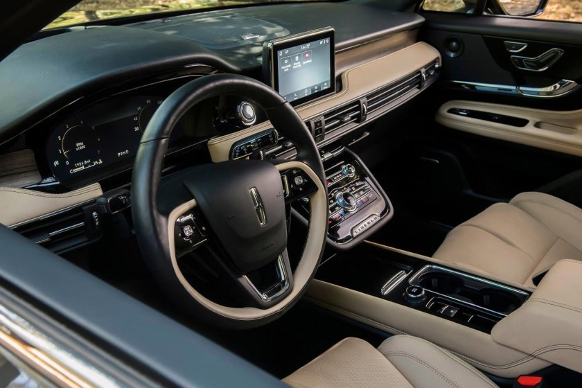 Линкольн Корсар 2021