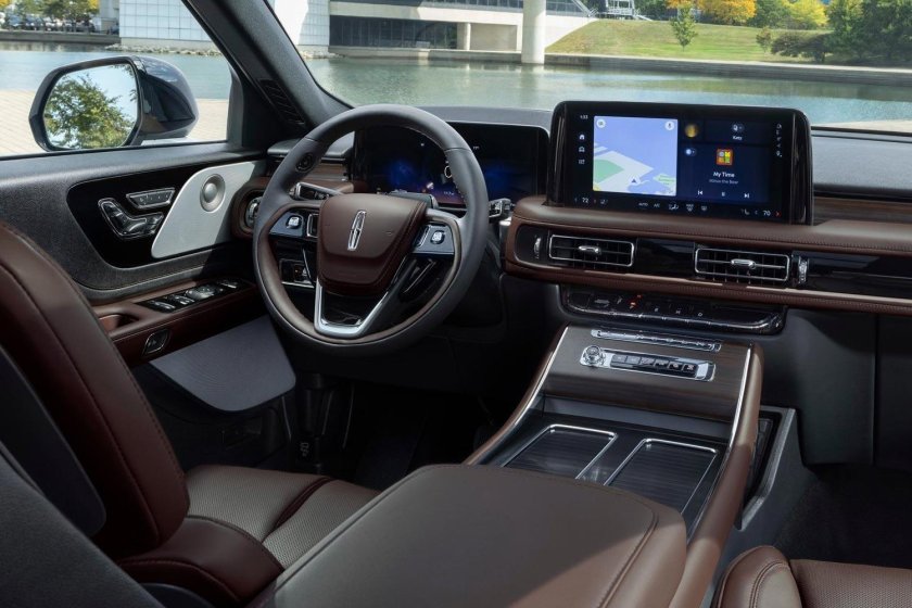 Lincoln navigator 2021 interior