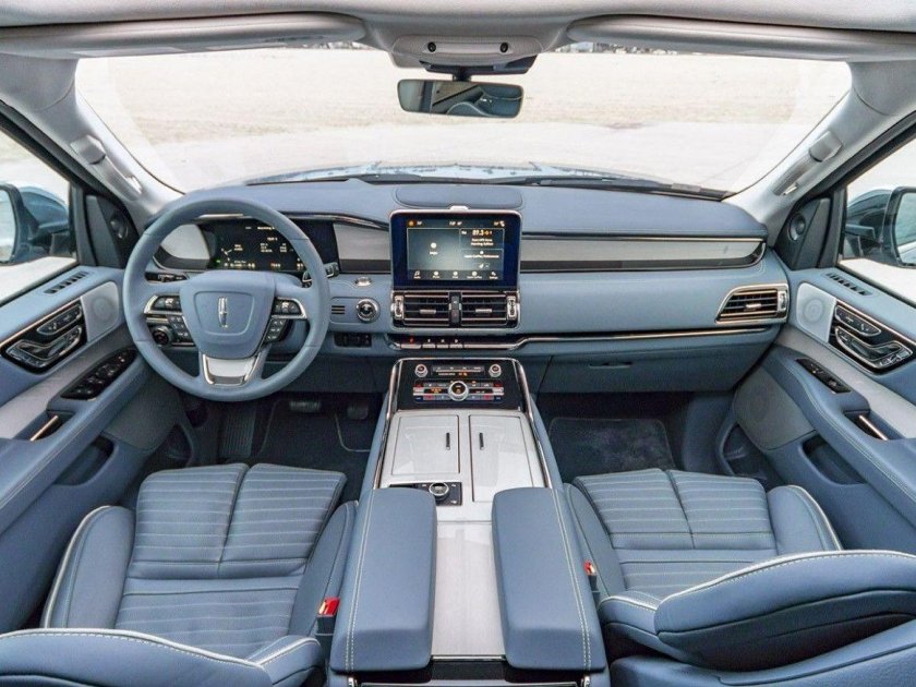 Lincoln Navigator 2021 салон
