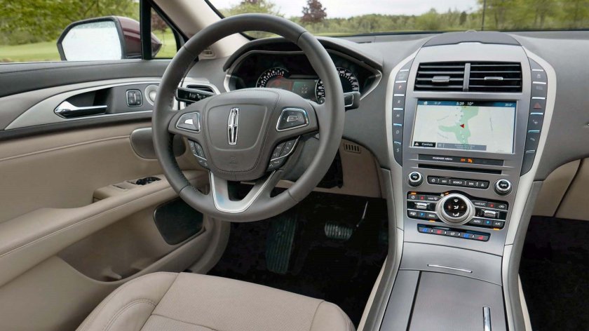 Линкольн MKZ 2017