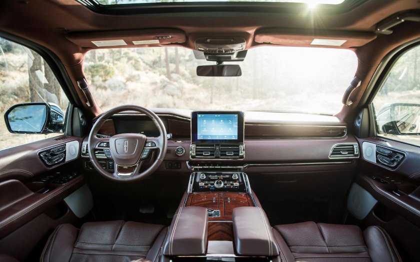 Lincoln Navigator 2020 салон