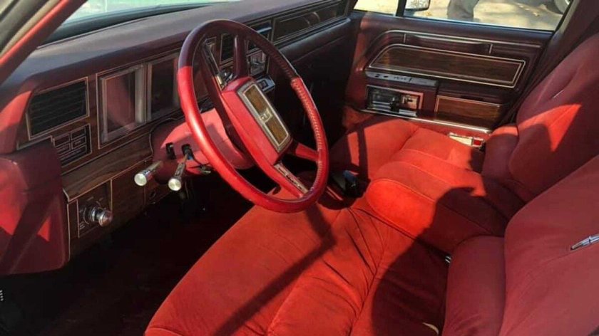 Марка Линкольн лимузин