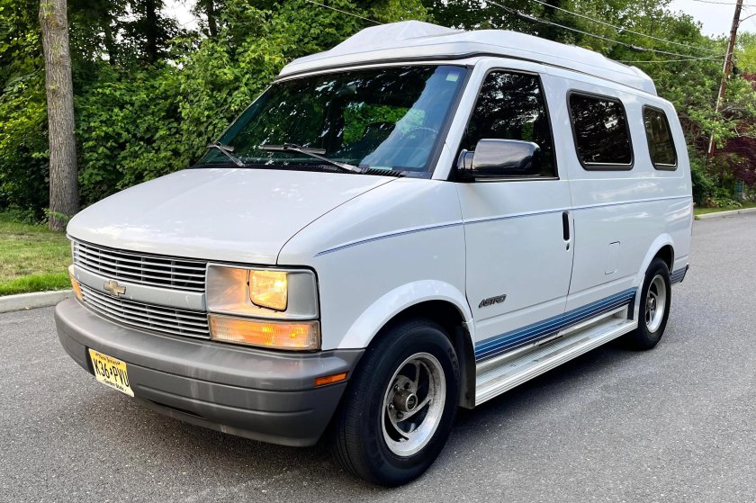 Chevrolet astro van