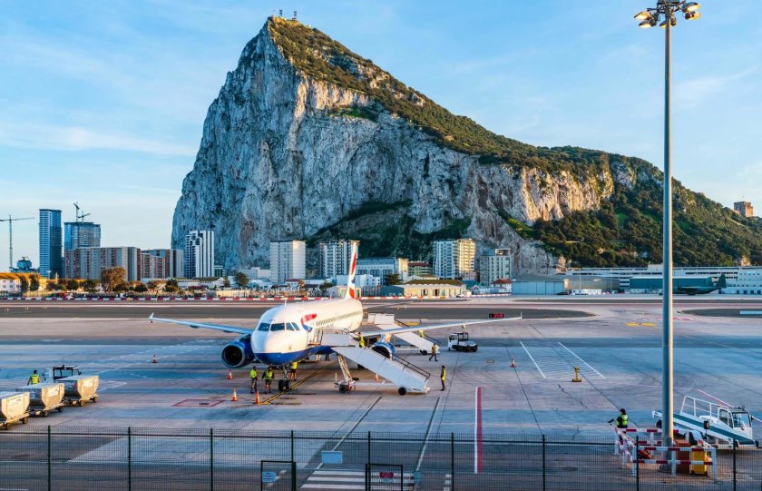 Международный аэропорт гибралтар