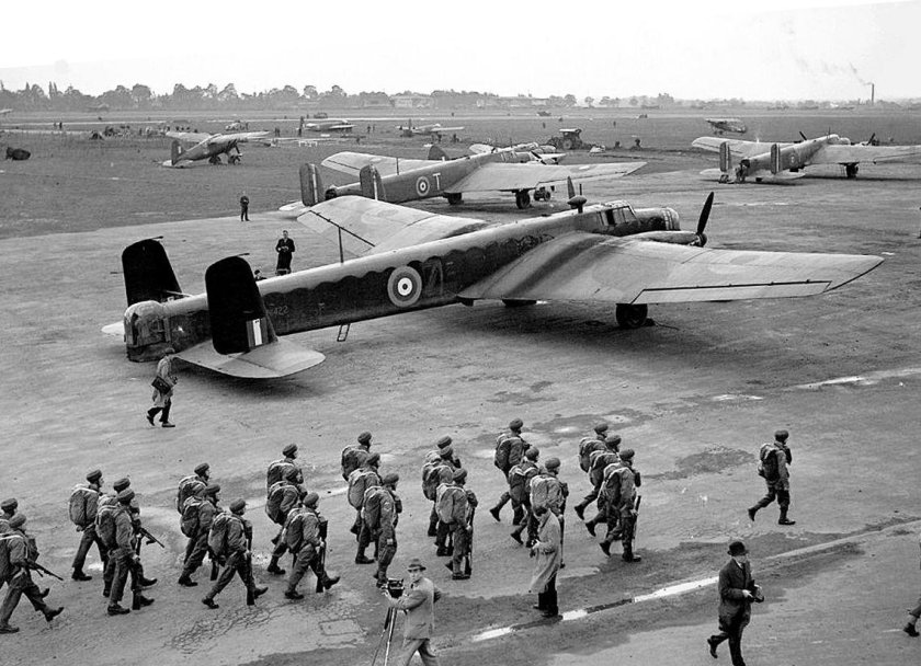 Armstrong Whitworth a.w.38 Whitley