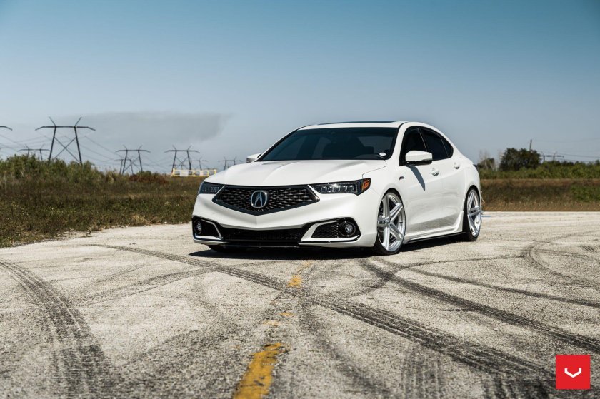 Acura TLX 2018