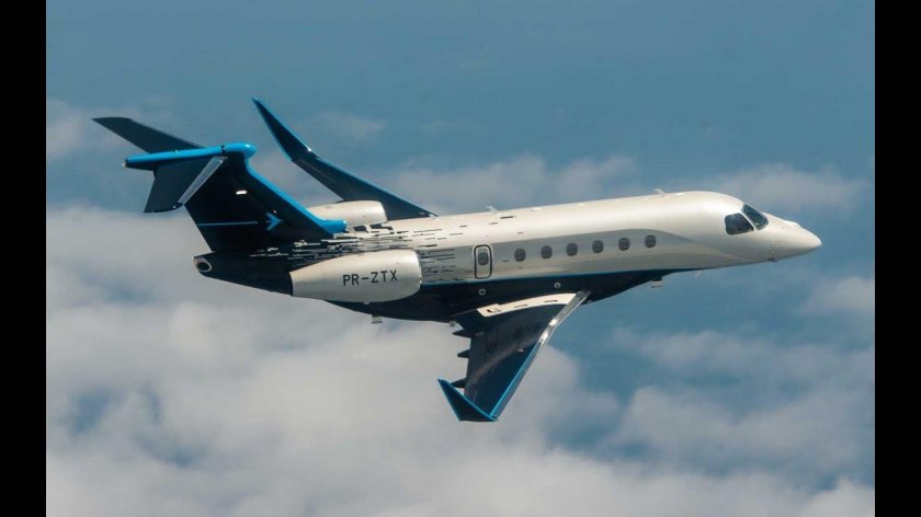 Самолет Бразилия Эмбраер