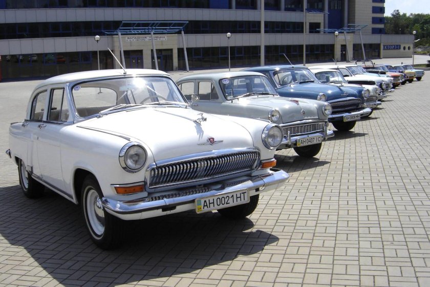 Москвич иигаз 21