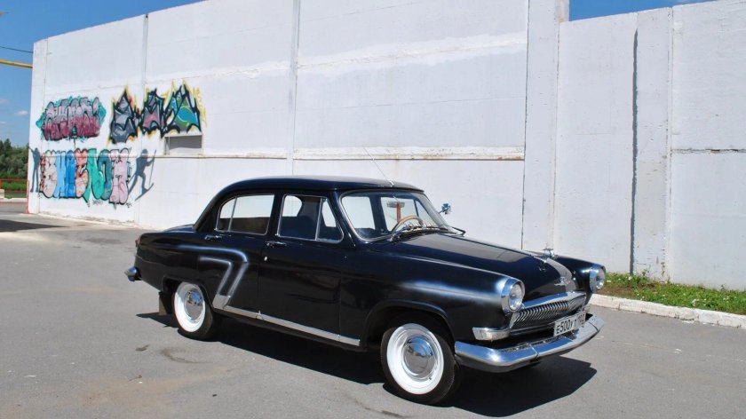 ГАЗ 21 черная