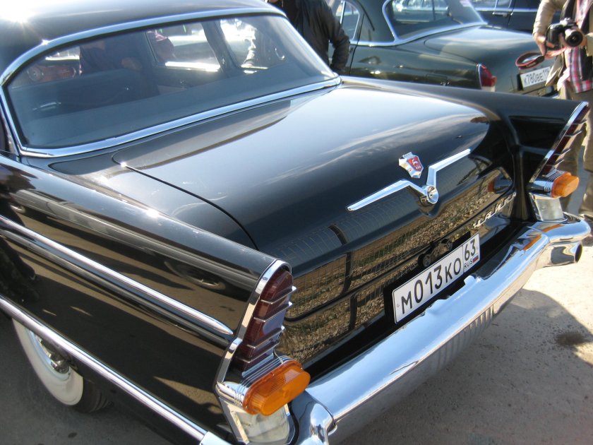 ГАЗ-13 «Чайка»