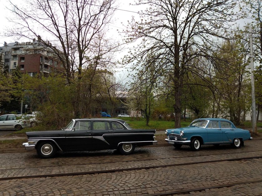 Волга ГАЗ 13 Чайка