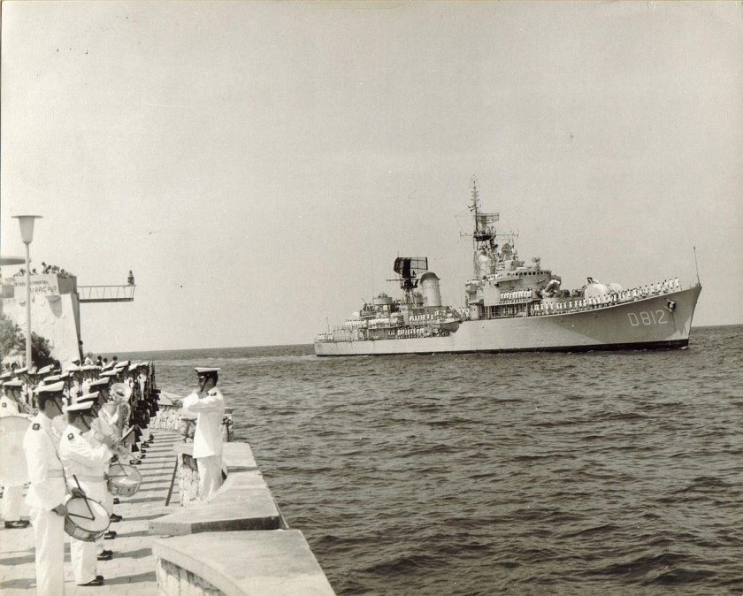 Эсминец уро италии