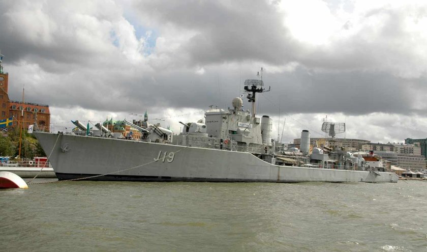 Эсминец Холланд