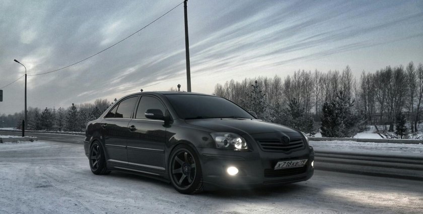 Toyota Avensis 2008 обвес