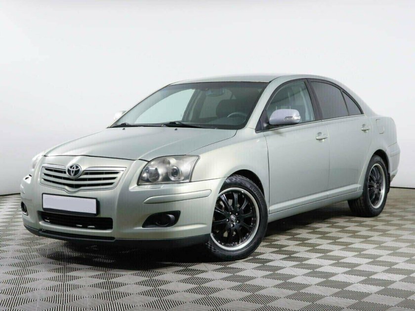 Тойота Авенсис 2 Рестайлинг