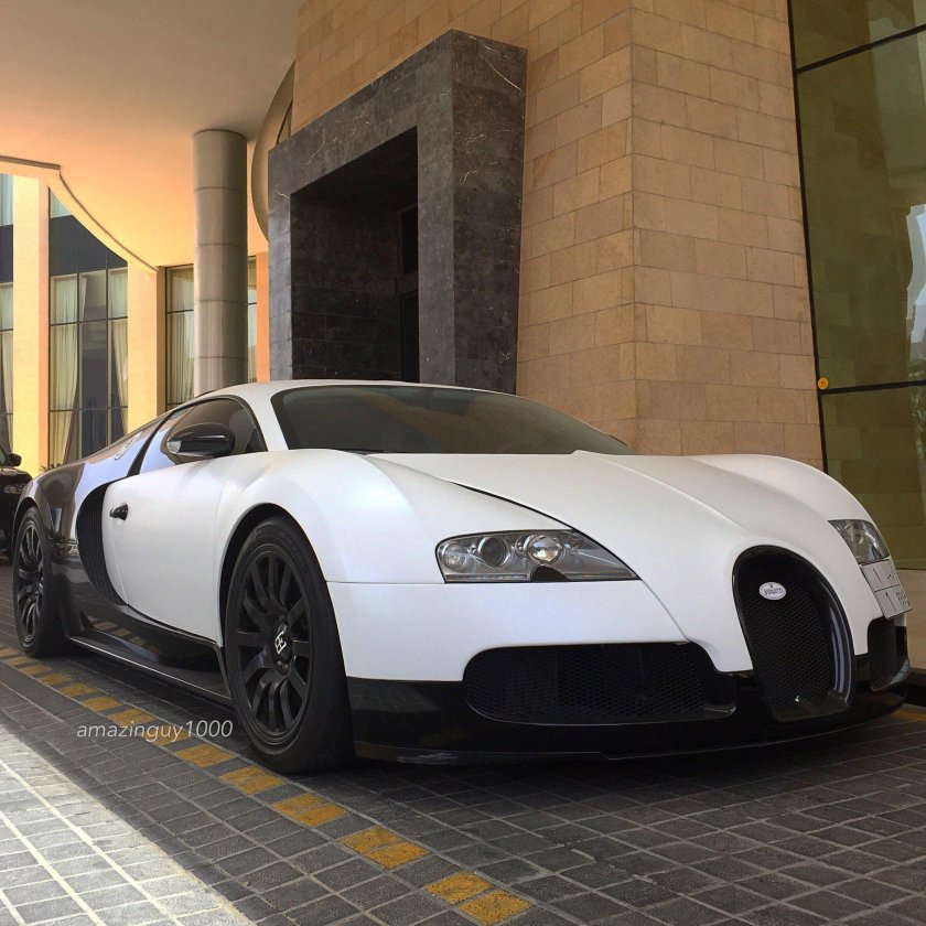 Бугатти Вейрон