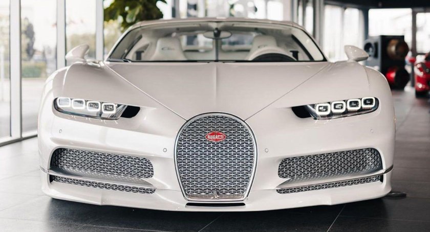 Bugatti Chiron White