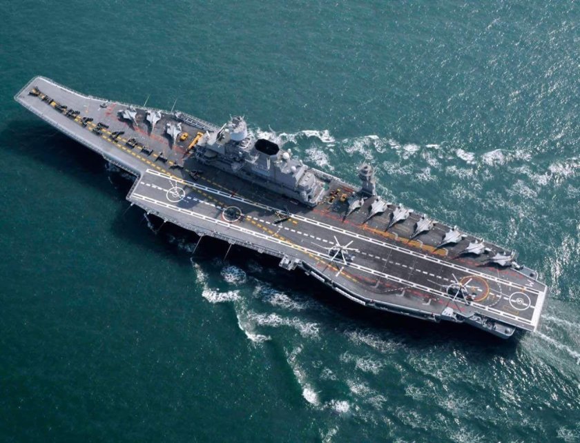 Авианосец Vikramaditya